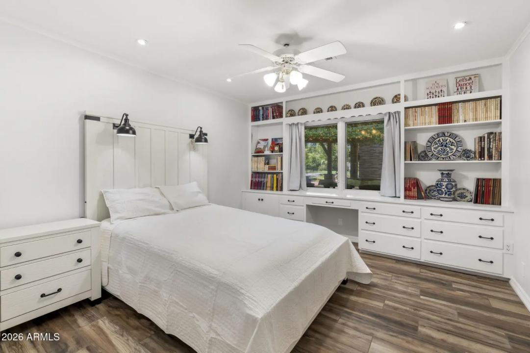 Real Estate Picture 35