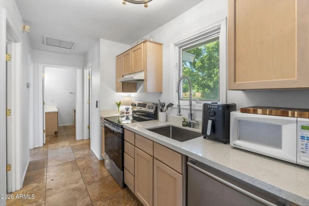 Real Estate Picture 45