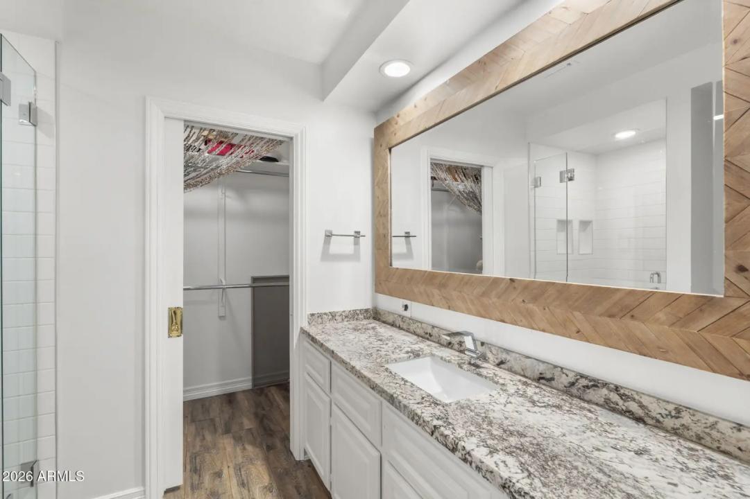Real Estate Picture 58