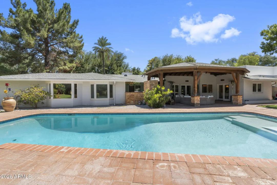 Real Estate Picture 85
