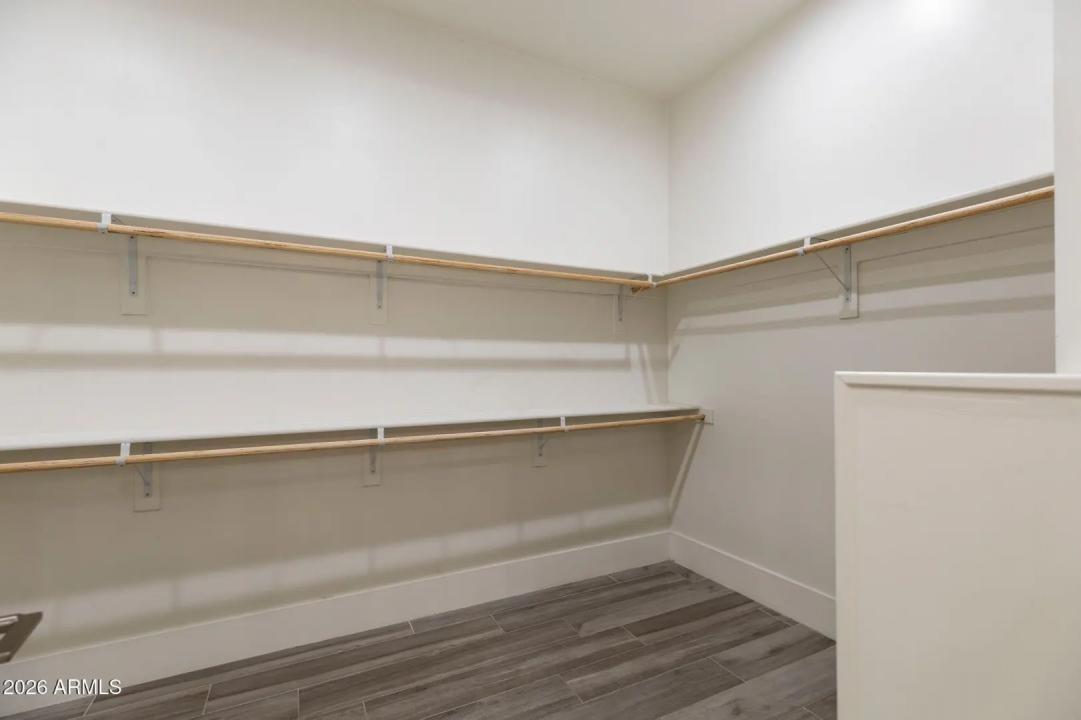 Real Estate Picture 26