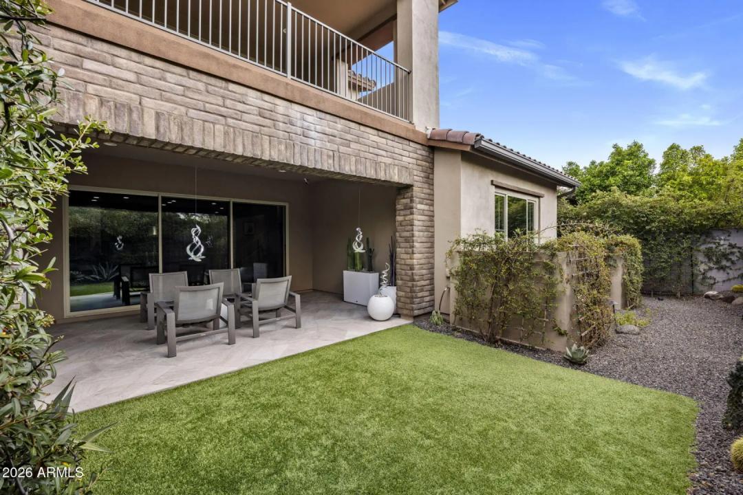 Real Estate Picture 32