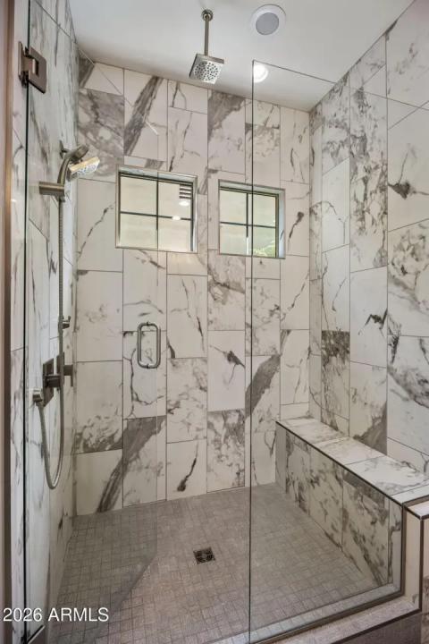 Real Estate Picture 7