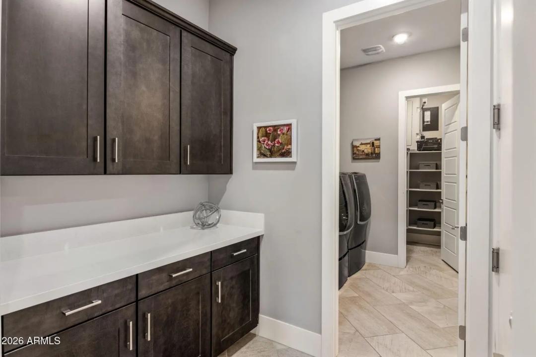 Real Estate Picture 25