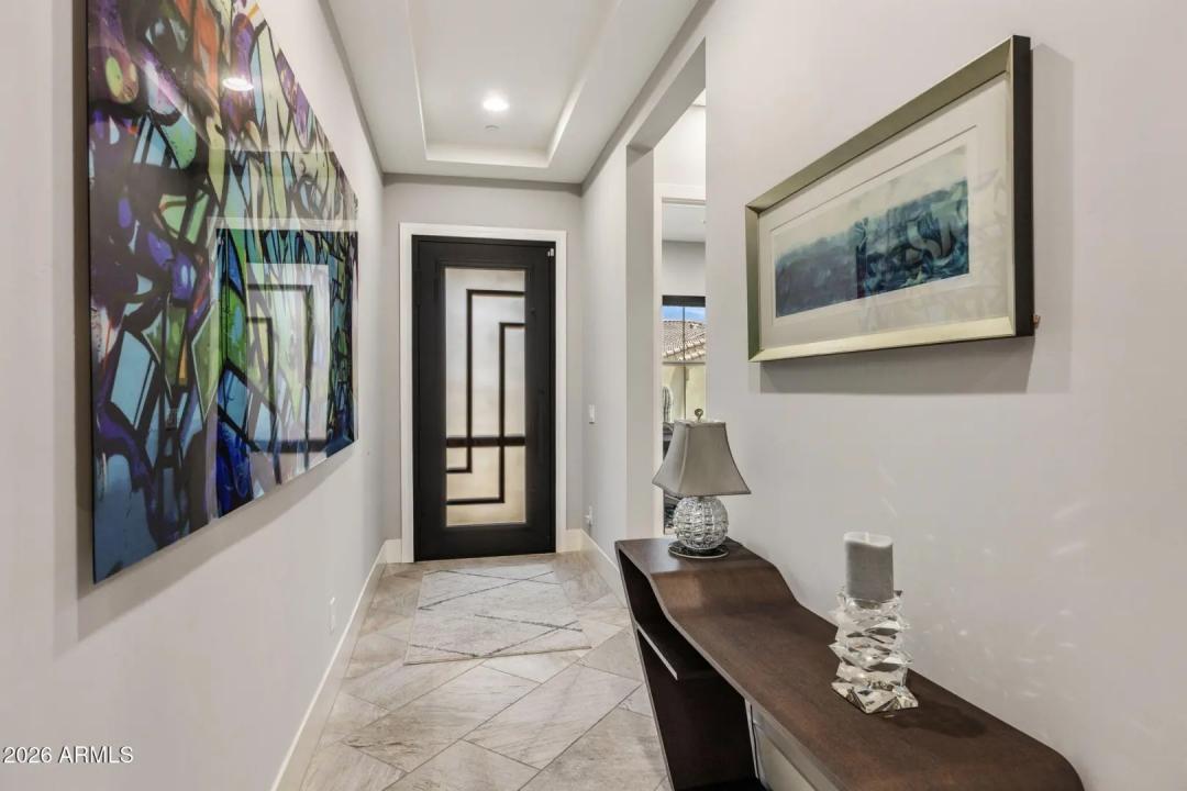 Real Estate Picture 17