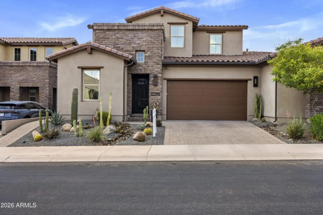 Real Estate Picture 7