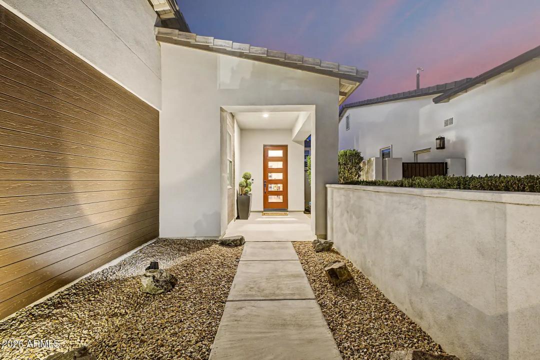 Real Estate Picture 37