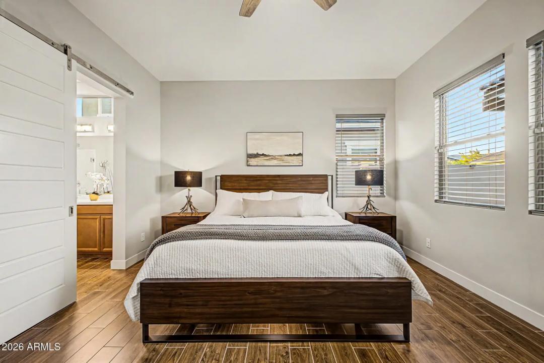 Real Estate Picture 19