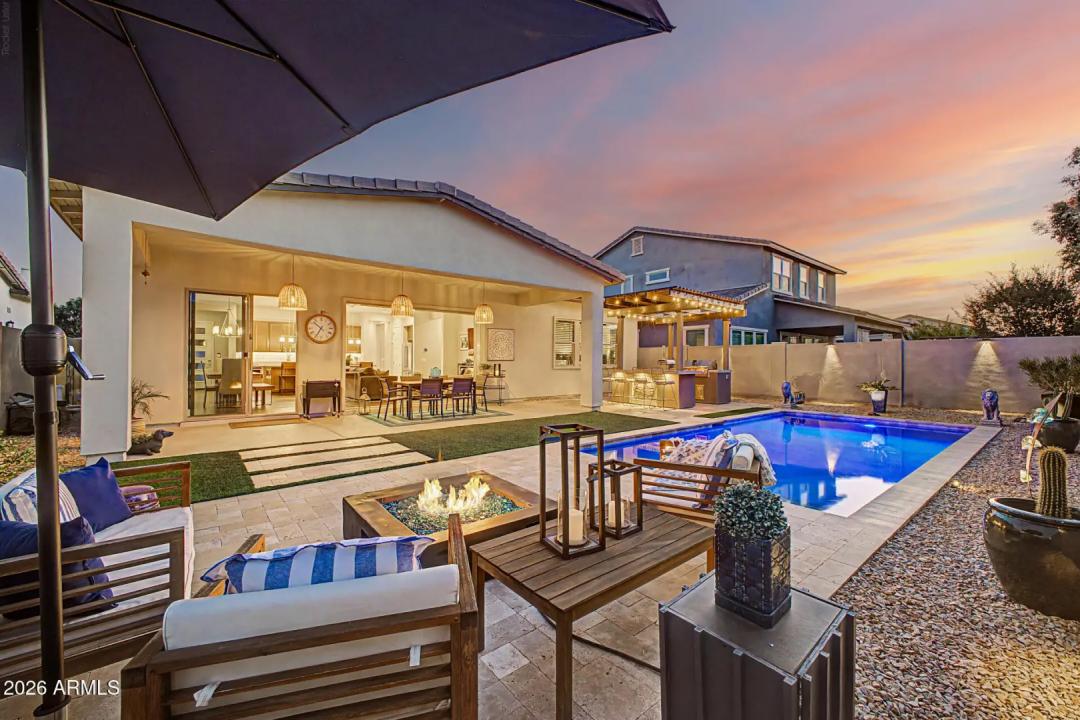 Real Estate Picture 2