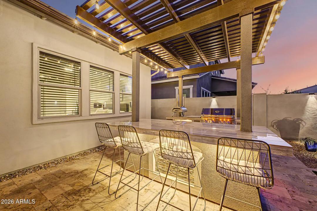 Real Estate Picture 15
