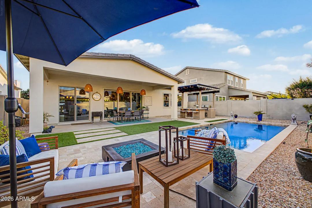 Real Estate Picture 30