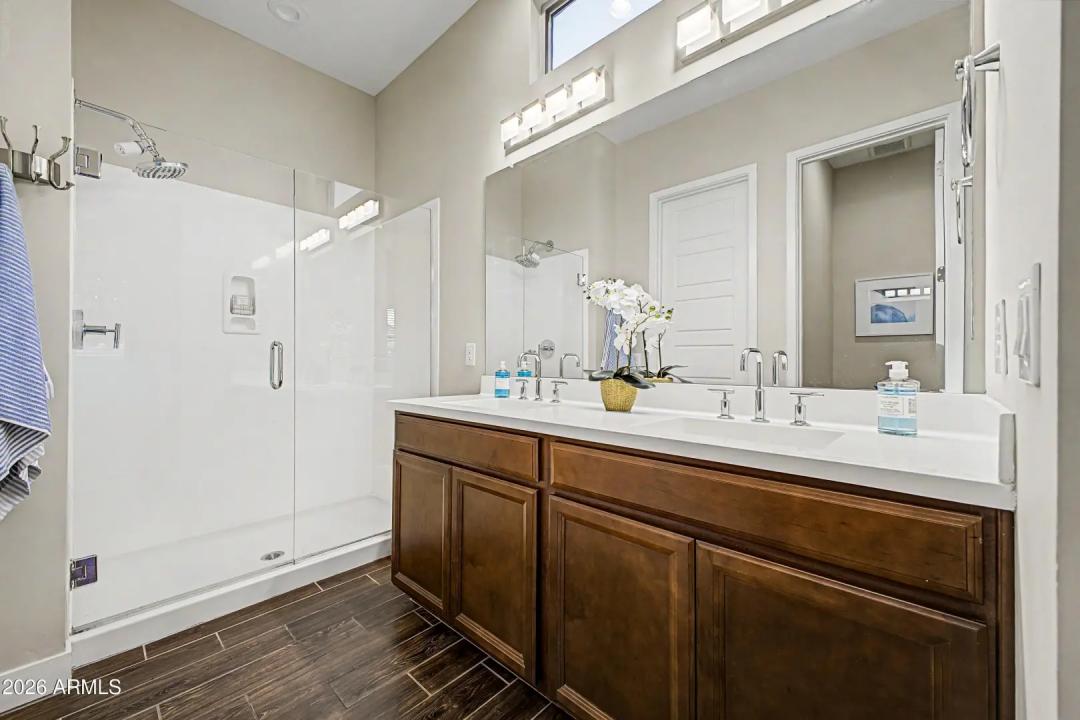 Real Estate Picture 21