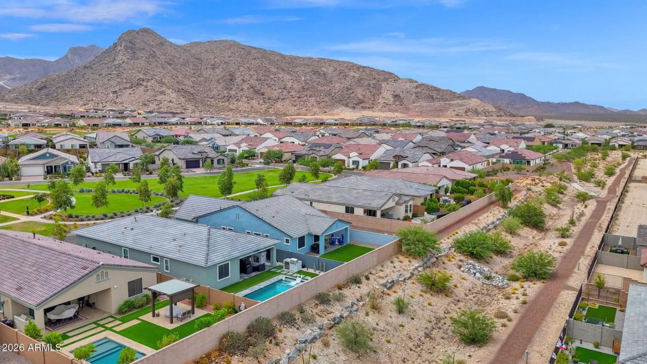 Real Estate Picture 39