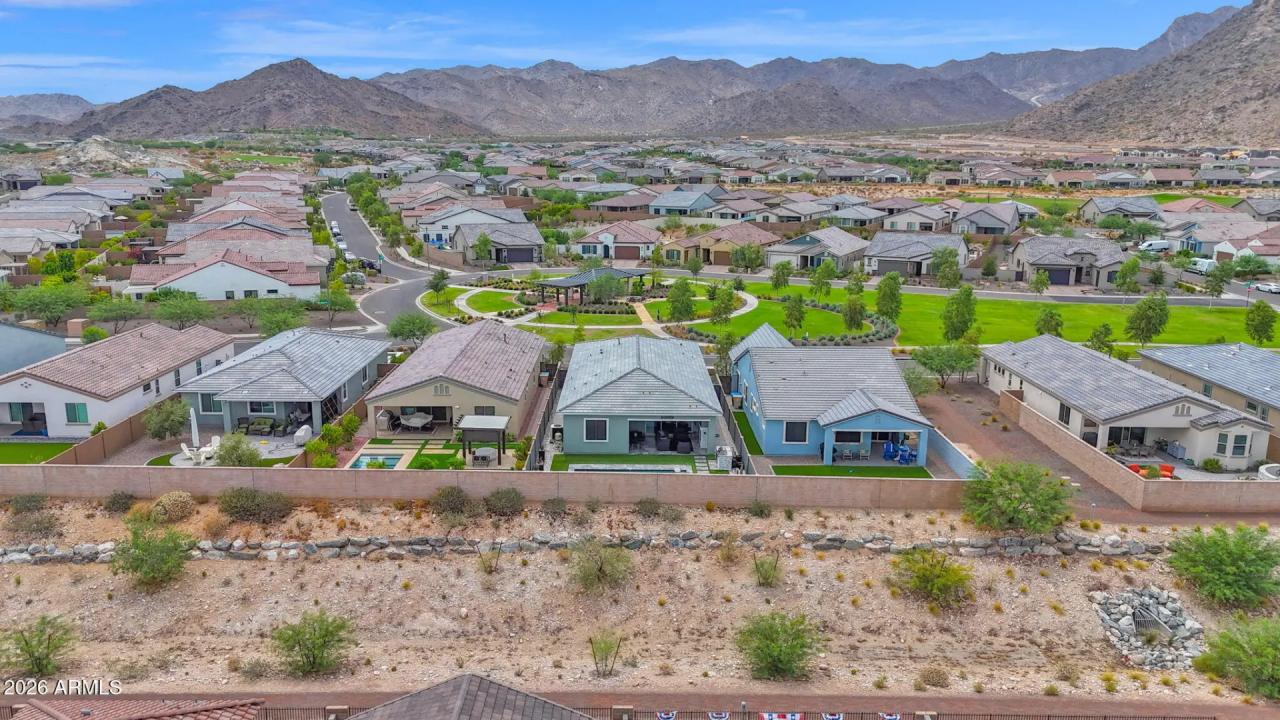 Real Estate Picture 33