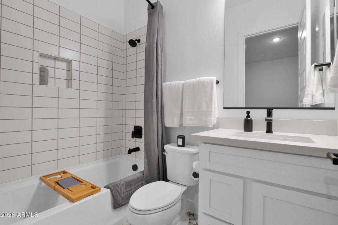 Real Estate Picture 21