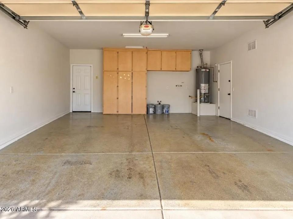 Real Estate Picture 30