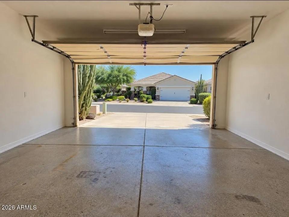 Real Estate Picture 32