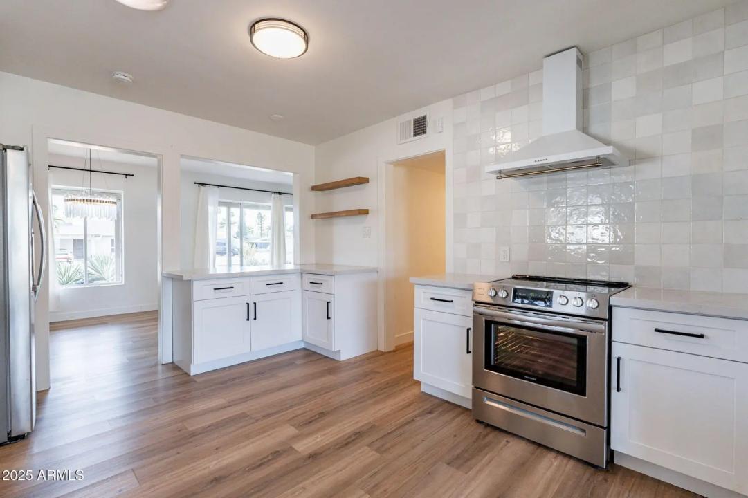 Real Estate Picture 2