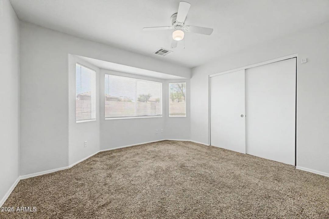 Real Estate Picture 13