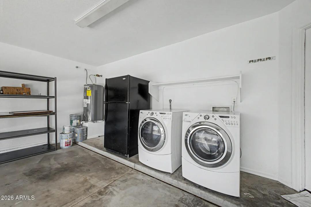 Real Estate Picture 23