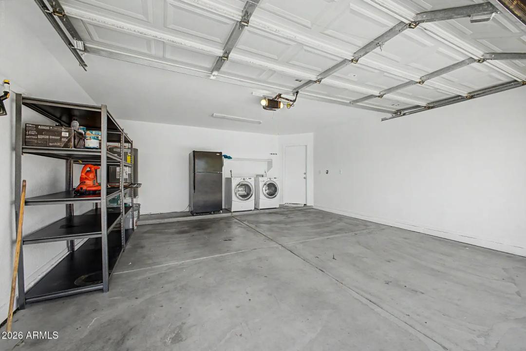 Real Estate Picture 24