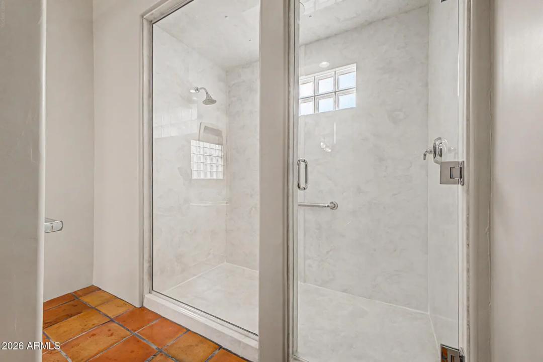 Real Estate Picture 19