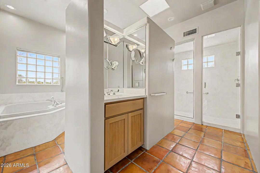 Real Estate Picture 20