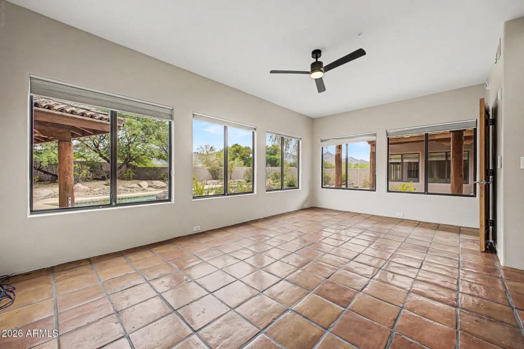Real Estate Picture 27
