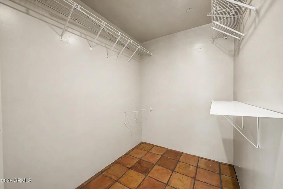 Real Estate Picture 28