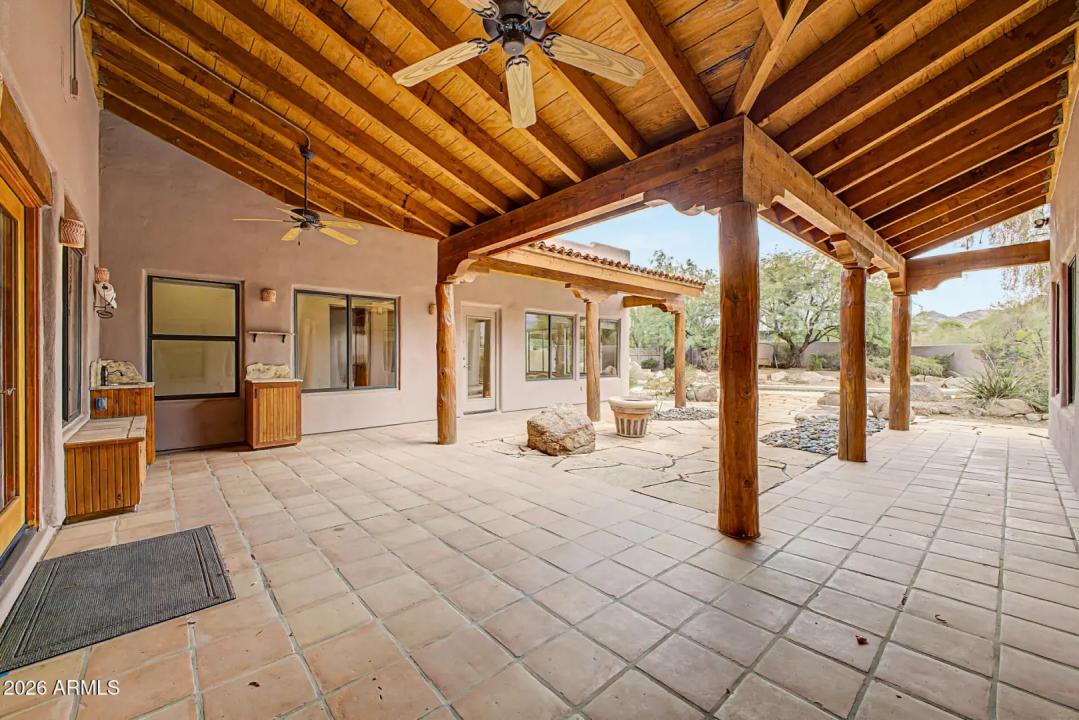 Real Estate Picture 32