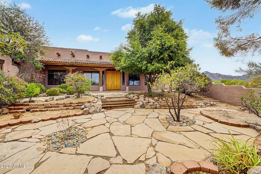 Real Estate Picture 1