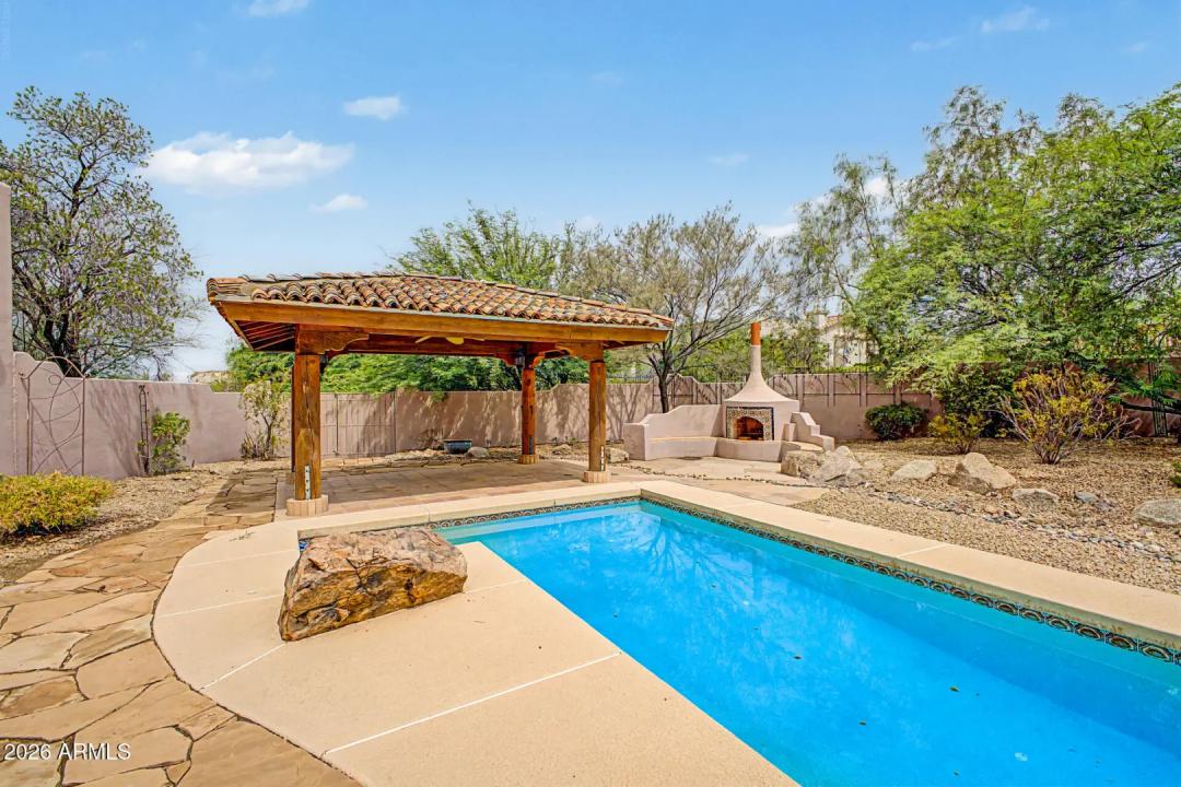 Real Estate Picture 38