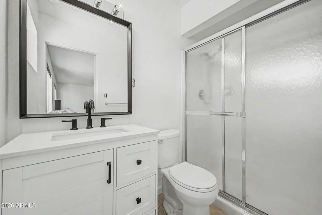 Real Estate Picture 15