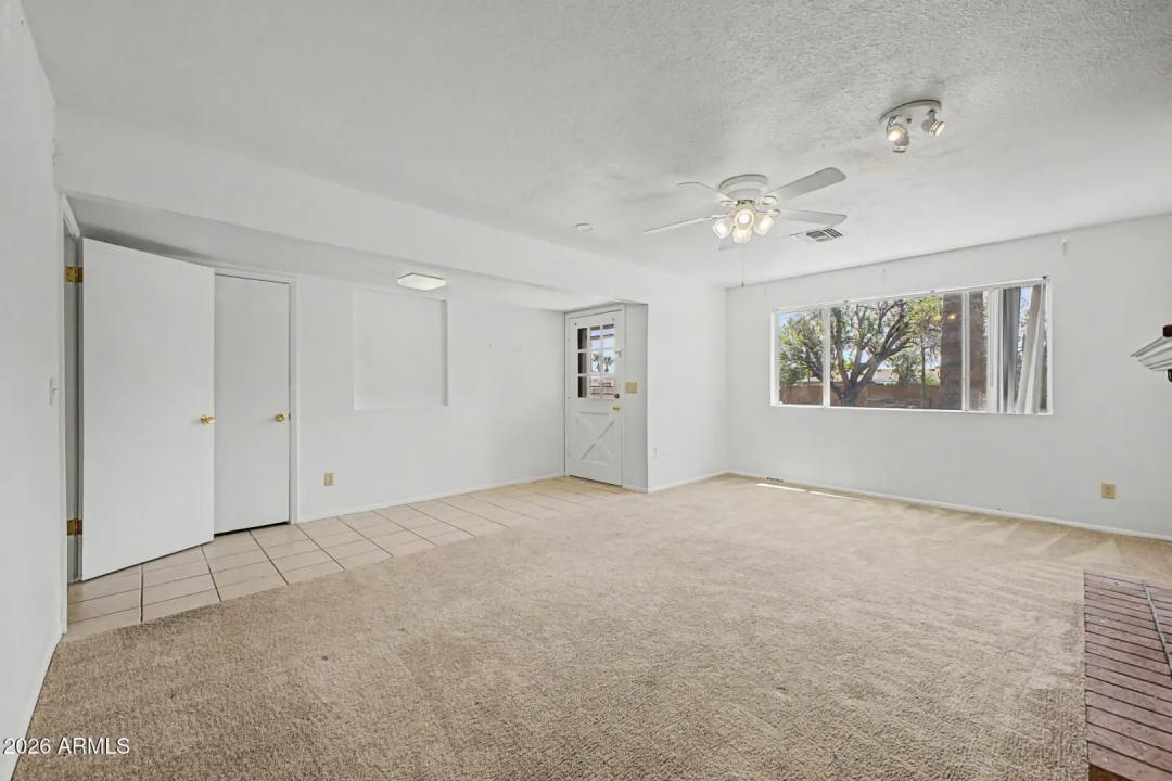 Real Estate Picture 5