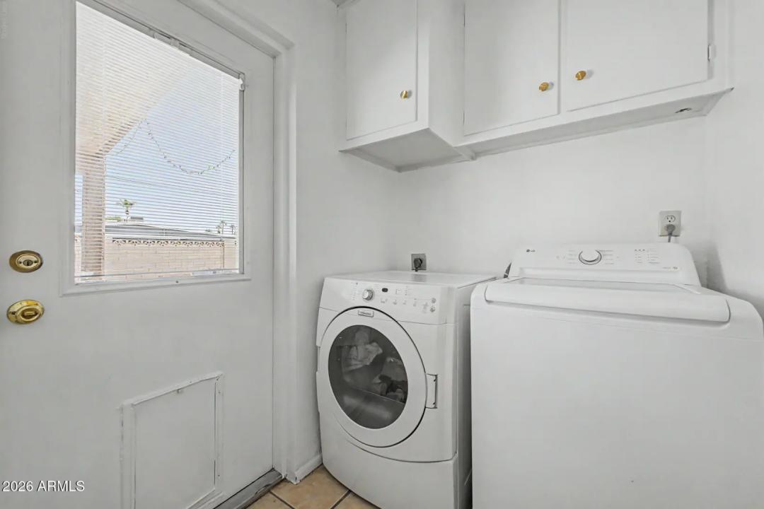 Real Estate Picture 21