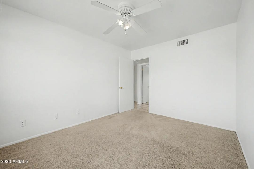 Real Estate Picture 19