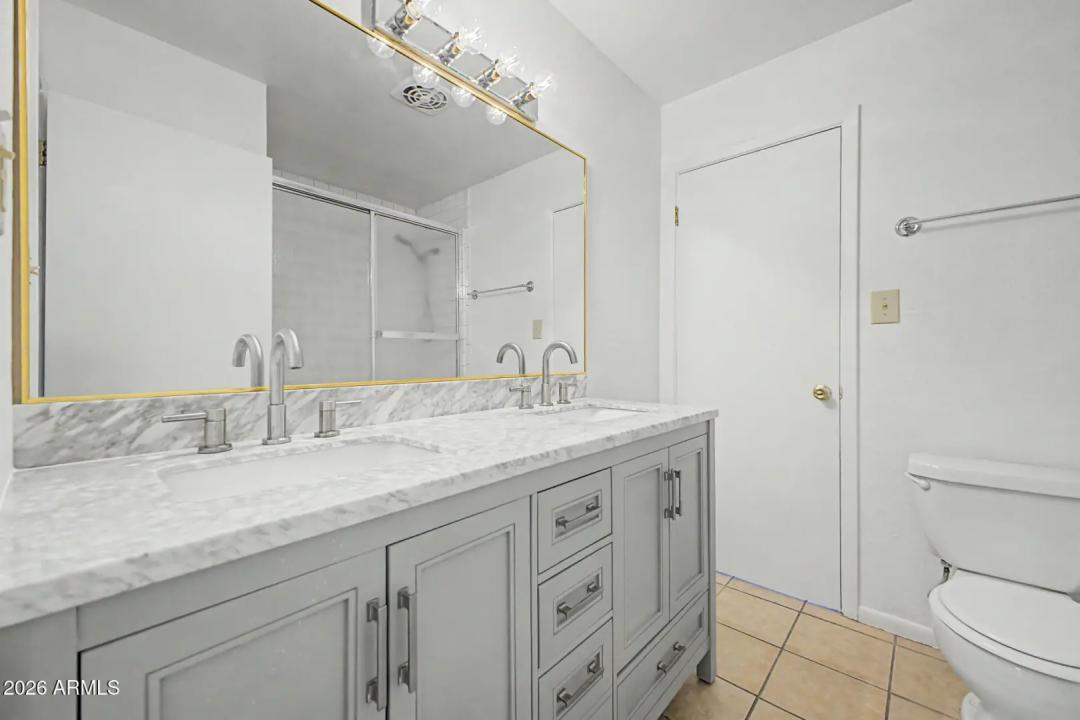 Real Estate Picture 20