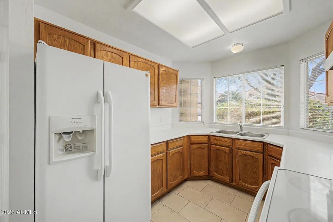 Real Estate Picture 8