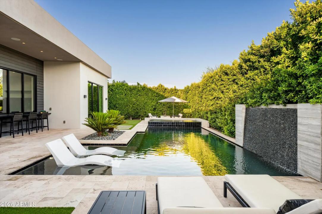 Real Estate Picture 27