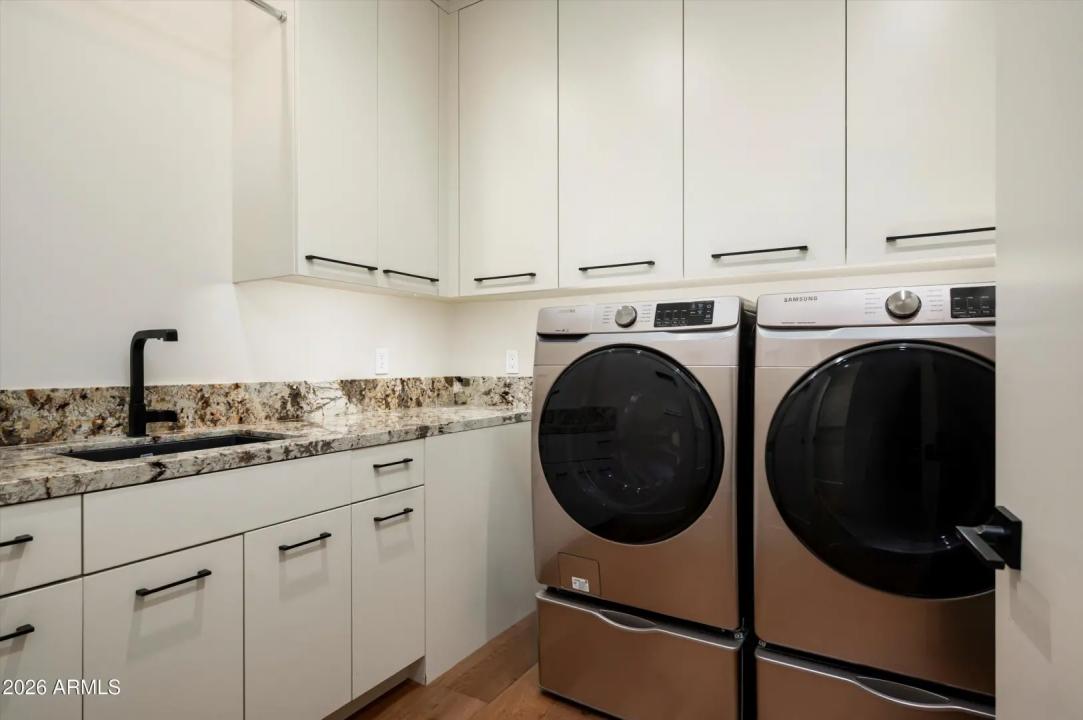 Real Estate Picture 25