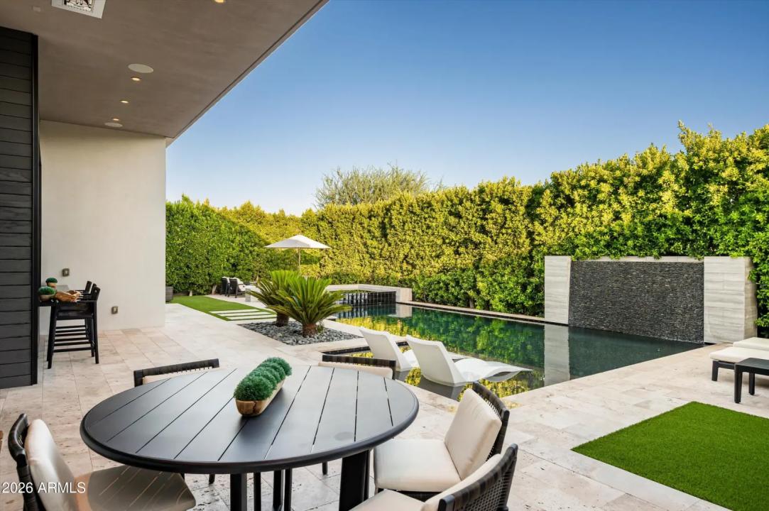 Real Estate Picture 26