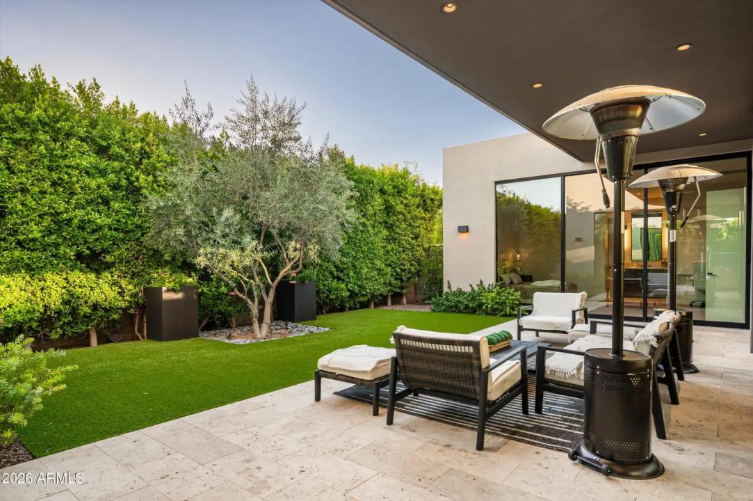 Real Estate Picture 34