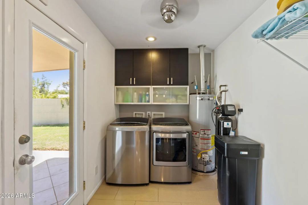 Real Estate Picture 28