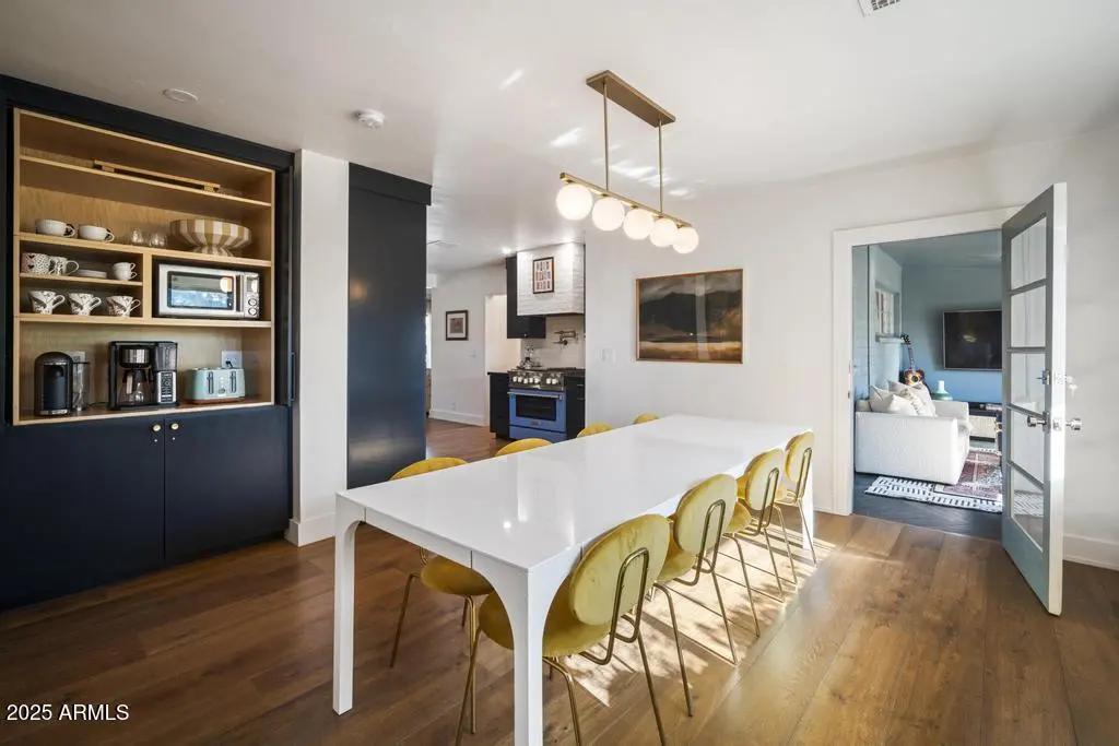 Real Estate Picture 22