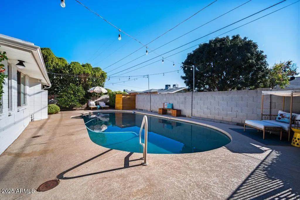 Real Estate Picture 33