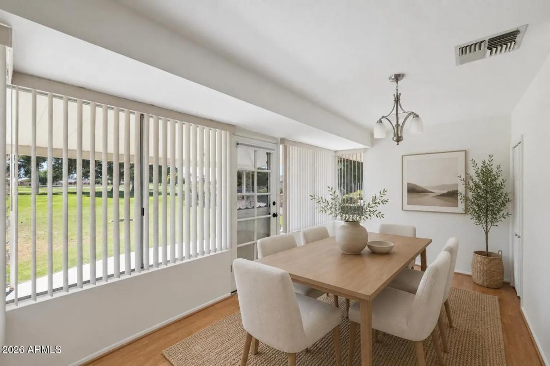 Real Estate Picture 12