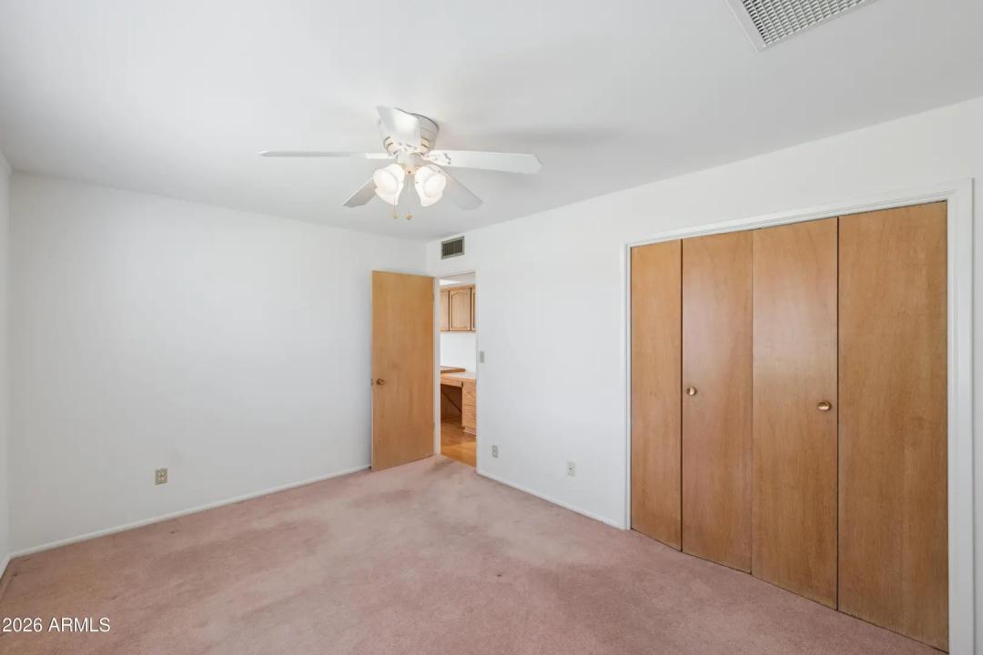 Real Estate Picture 16