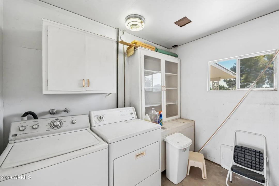 Real Estate Picture 29