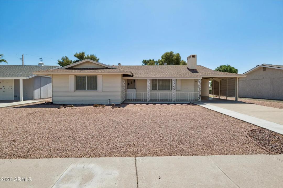Real Estate Picture 3