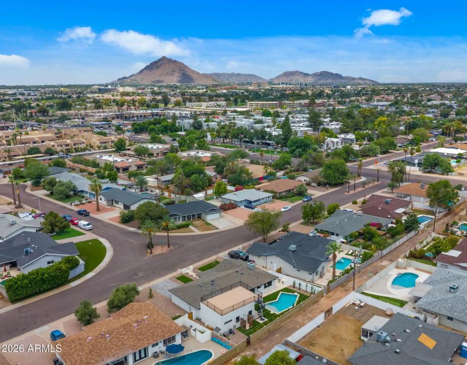 Real Estate Picture 53
